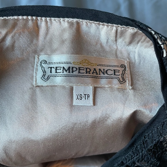 Black Temperance Dress XS with Appliqués and Beadwork and a Champagne Lining - Picture 4 of 8